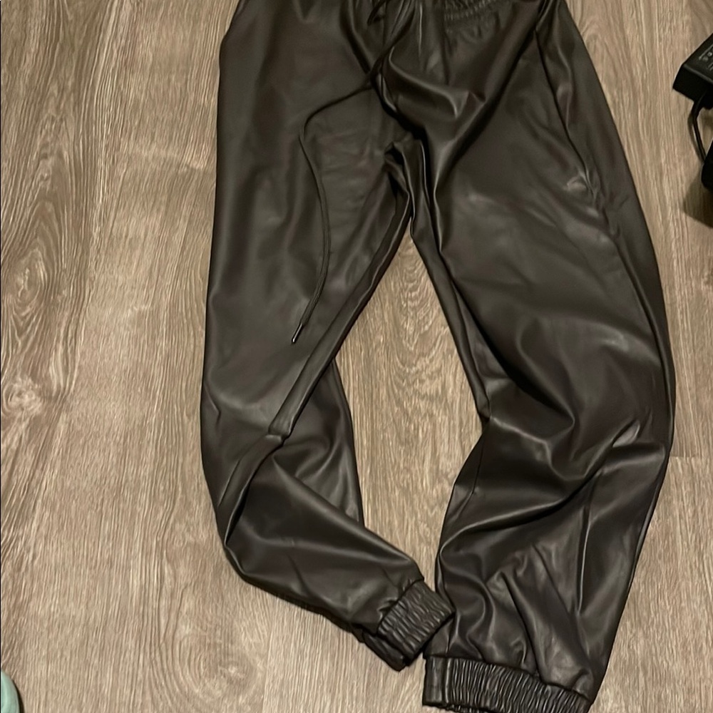 ONE by Contrarian Black Sweatpants Joggers